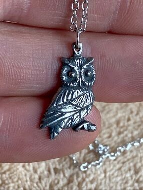 Vintage Sulitan 1980 Pewter Owl Necklace-17.5”
